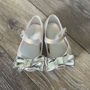 Mini Melissa Silver Bow Shoes